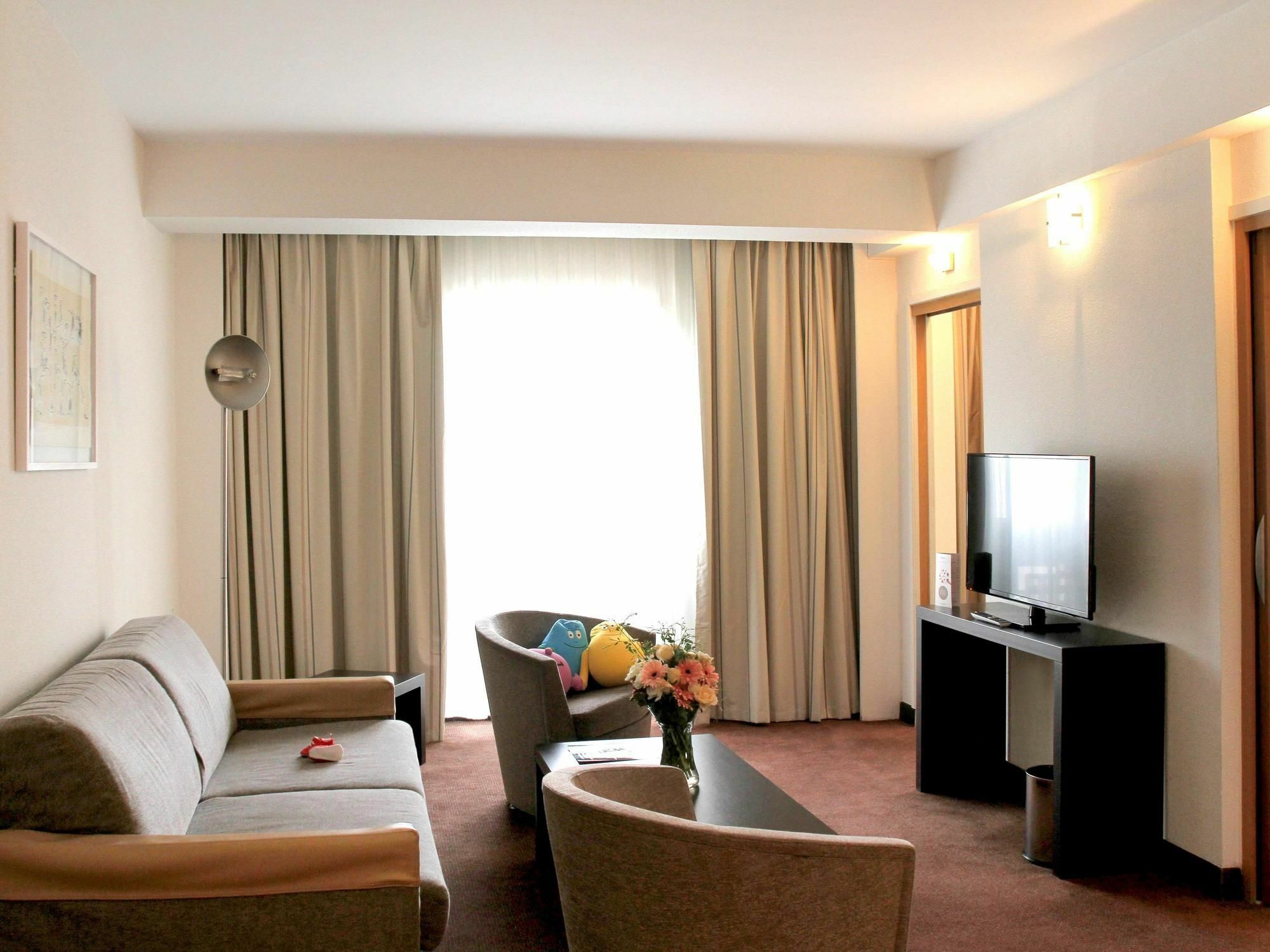 Novotel Konstantin Dış mekan fotoğraf
